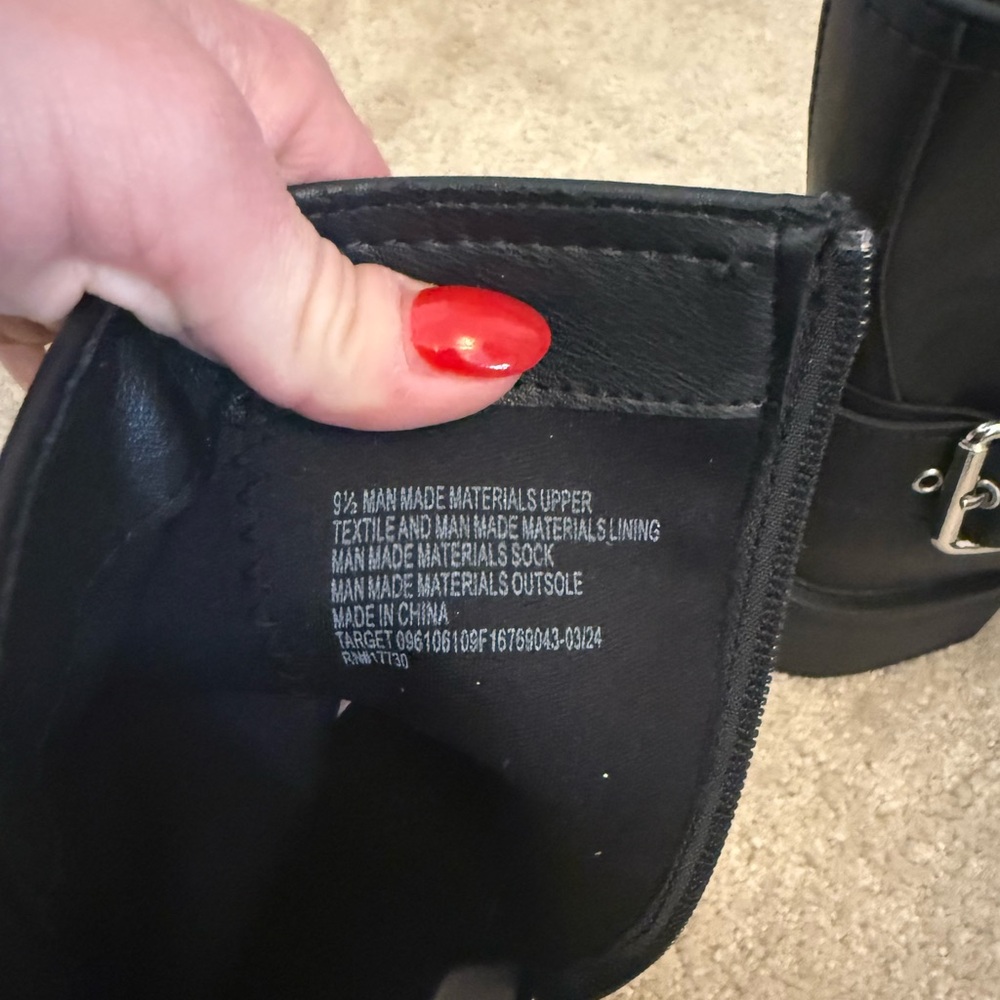 Universal Thread NWT Black Buckle Boot - Picture 8 of 8